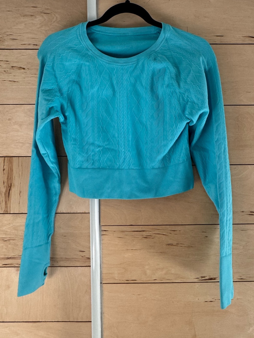 Women's Cropped Long-Sleeve Knit Top - Turquoise